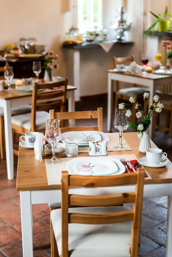 Rose House B&B Gent Oda ve Kahvaltı